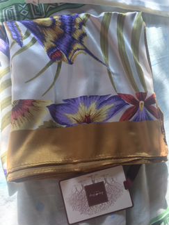 Новый шелковый шарфик с бабочками