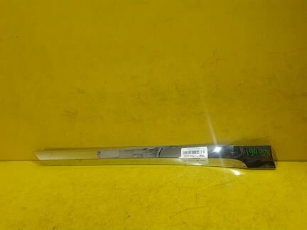 Молдинг крыла заднего правого Bentley Continental