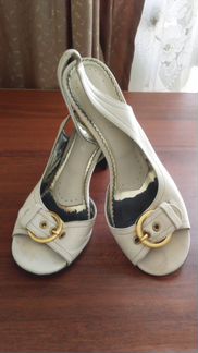 Продаю босоножки б/у