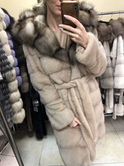 Шуба новая норковая с куницей капюшон