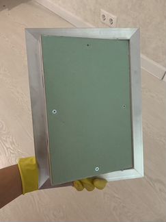 Люк ревизионный невидимка