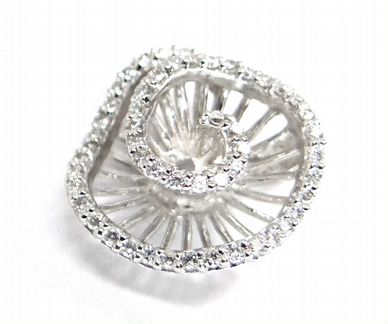 Золотой кулон 585 пробы с бриллиантами