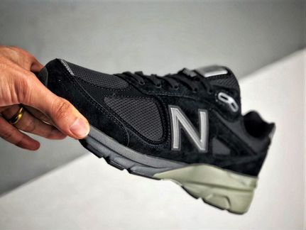 New balance 990V4