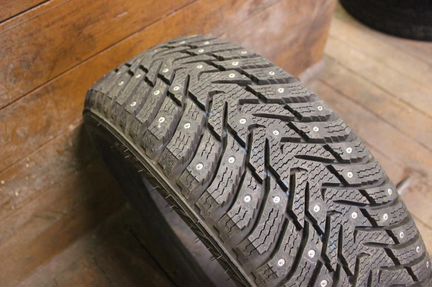 Шина бу 205-60-16 Nokian Hakkapeliitta 8