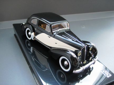 Hotchkiss 686 GS 1949 1/43 IXO