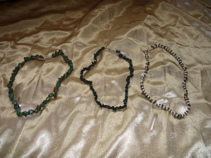 Бусы из натуральных камней