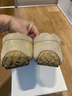 Меховые мокасины