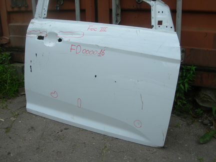 Дверь передняя правая Ford Focus 3