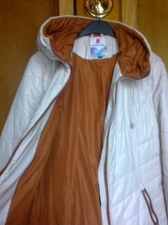 Куртка слоновая кость р.48 -50 весна осень