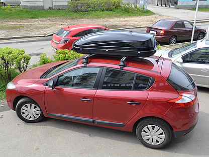 Багажник на крышу renault megane 2. Рено меган 2 бокс на крышу. Renault captur бокс на крышу. Крыша меган 3 хэтчбек. Автобокс рено меган 3 хэтчбек.