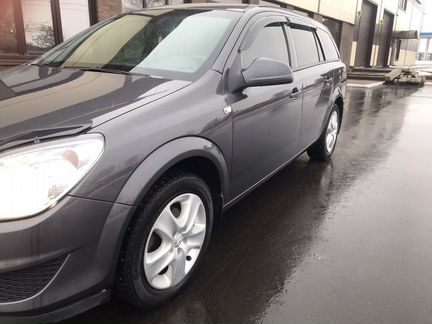 Opel Astra 1.8 МТ, 2012, 148 000 км