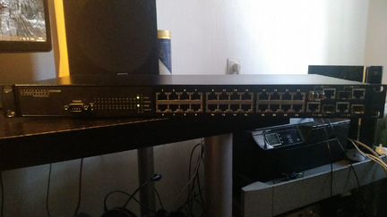Коммутатор Edge-Core ES3528M